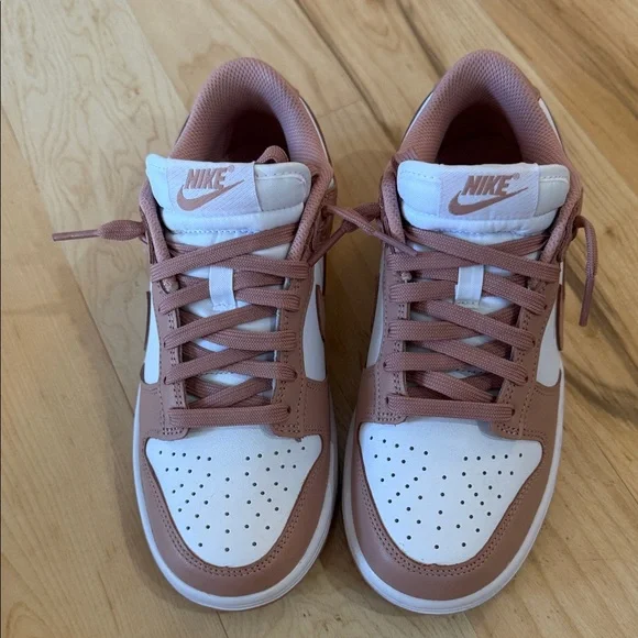 Brand new Nike dunks - Picture 4 of 9